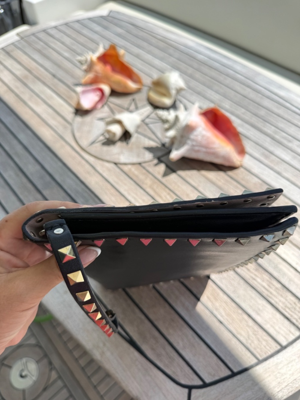 Valentino Garvanni Nappa Watercolor Rockstud Wristlet Clutch in Black Pre-Owned - Picture 6 of 7